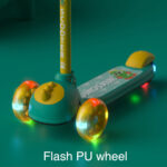 Flashing PU wheel Child Scooter (5)