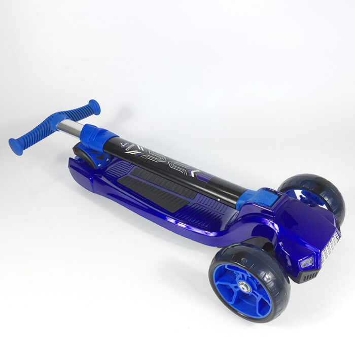 Kick Scooter Front With Flashing Light ( (2)